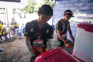 BIB: 
                            <button type="button" onclick="openModal(28158756)" class="btn btn-primary btn-sm float-right btn-popup" data-toggle="modal" data-target=".modal-high-quality">
                        <i class="fas fa-shopping-cart"></i> Add to Cart
                    </button>
                                            <button type="button" onclick="isThisMe(28158756, true)" class="btn btn-success btn-sm float-right btn-popup btn-isme hidden" data-toggle="tooltip" data-placement="bottom" title="นี่คือรูปของคุณใช่ไหม คลิกที่นี่เพื่อเอาเข้าอัลบั้ม">
                        <i class="fas fa-plus"></i> Add to album
                    </button>
                    <button type="button" onclick="isThisMe(28158756, false)" class="btn btn-warning btn-sm float-right btn-popup btn-isnotme hidden">
                        <i class="fas fa-ban"></i> Remove from album
                    </button>